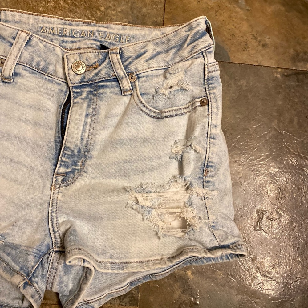 American Eagle Light Wash Ripped Jean Shorts - Picture 3 of 7
